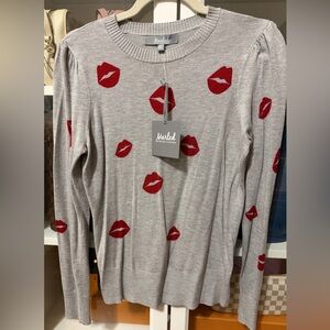 Marled Gray Sweater with Red Lips Design